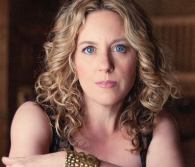 Amy Helm pictures