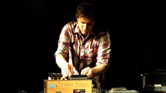 Aaron Dilloway pictures