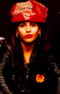 Linda Perry pictures