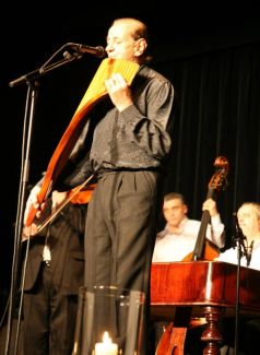 Gheorghe Zamfir pictures