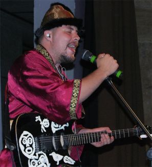 Bugotak pictures