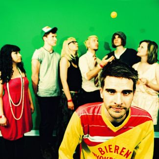 Broadcast 2000 pictures