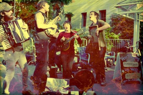 Blackbird Raum pictures