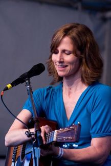 Tracy Grammer pictures