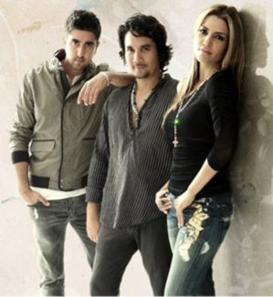 Alex, Jorge Y Lena pictures
