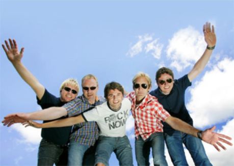 Postgirobygget Artist Profile Aae Music