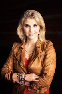 Beatrice Egli pictures
