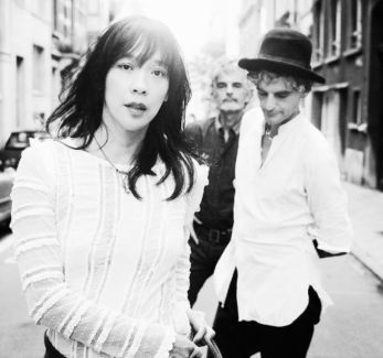 Blonde Redhead pictures