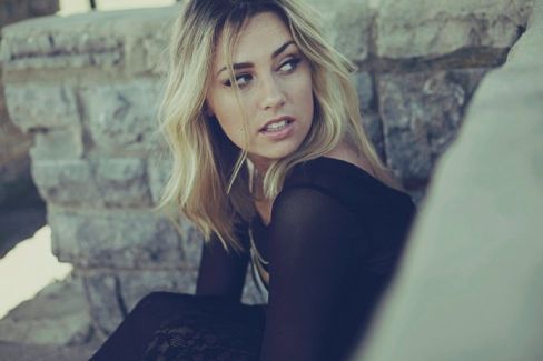 Chelsea Lankes pictures