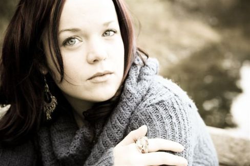 Allison Crowe pictures