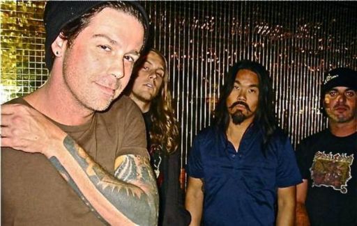 Unwritten Law pictures