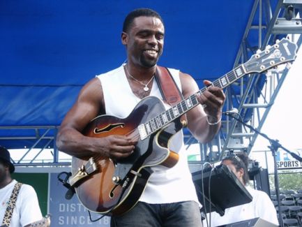 Norman Brown pictures