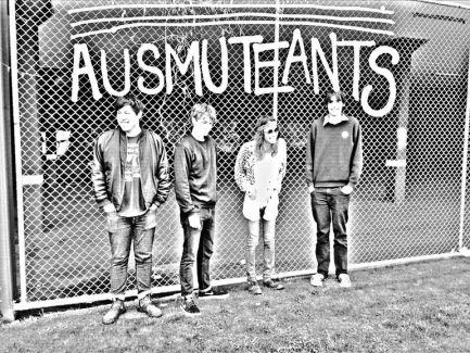 Ausmuteants pictures