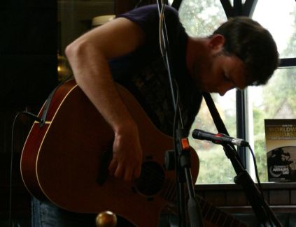 Alan Doyle pictures