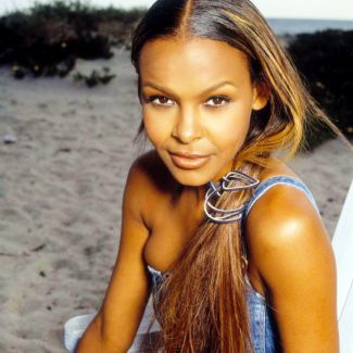 Samantha Mumba pictures