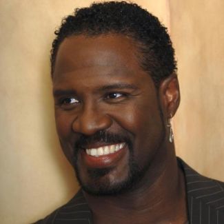 Everette Harp pictures