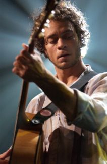 Amos Lee pictures