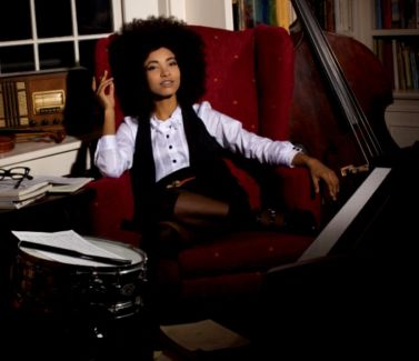 Esperanza Spalding pictures