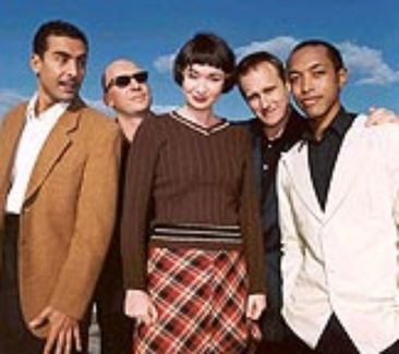 Paris Combo pictures