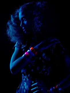 Amel Larrieux pictures