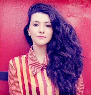 Alex Winston pictures