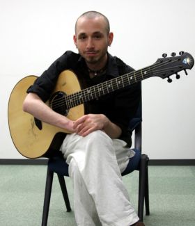 Erik Mongrain pictures