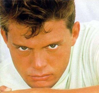 Luis Miguel pictures