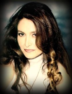 Daniela Romo pictures