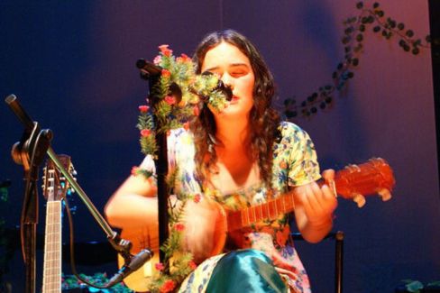 Camila Moreno pictures