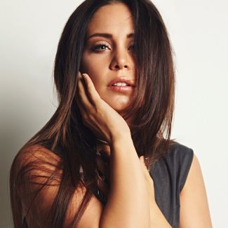 Anna Abreu pictures