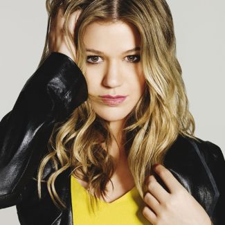 Kelly Clarkson pictures