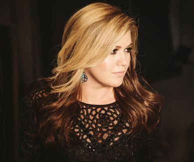 Kelly Clarkson pictures