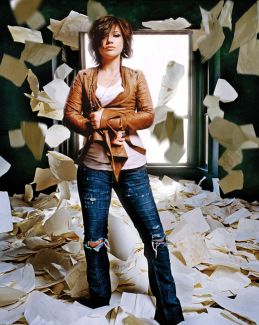 Kelly Clarkson pictures