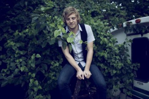 Andrew Belle pictures