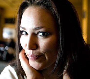 Elvira Nikolaisen pictures