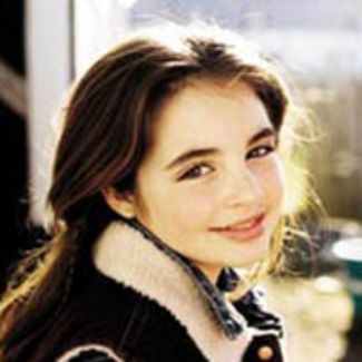 Aselin Debison pictures