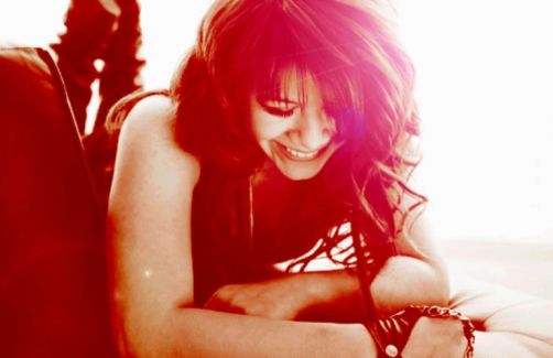Allison Iraheta pictures