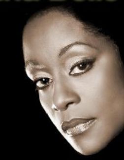 Regina Belle pictures