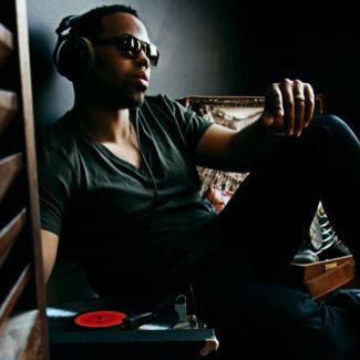 Eric Roberson pictures