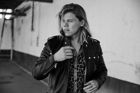 Conrad Sewell pictures