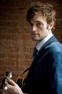 Chris Thile pictures