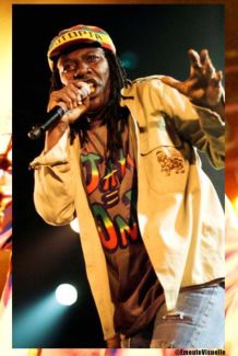 Alpha Blondy pictures
