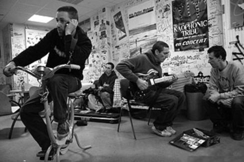 Burning Heads pictures