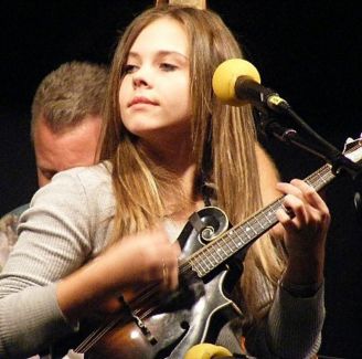 Sierra Hull pictures