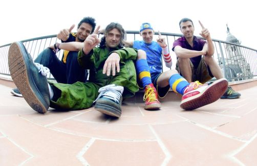 Che Sudaka pictures