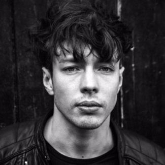 Barns Courtney pictures