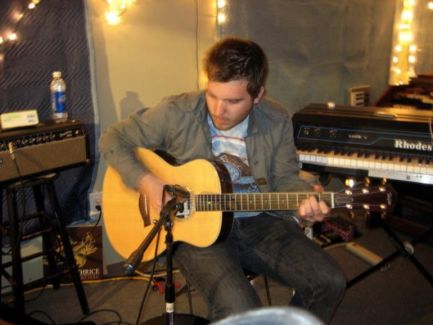 Dustin Kensrue pictures