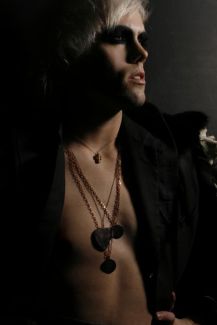 Semi Precious Weapons pictures