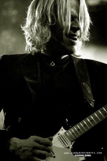 Andy Timmons pictures