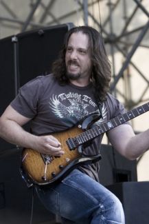John Petrucci pictures